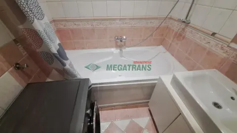Izdavanje, trosoban stan, 72m², Centar, Novi Sad - image 14