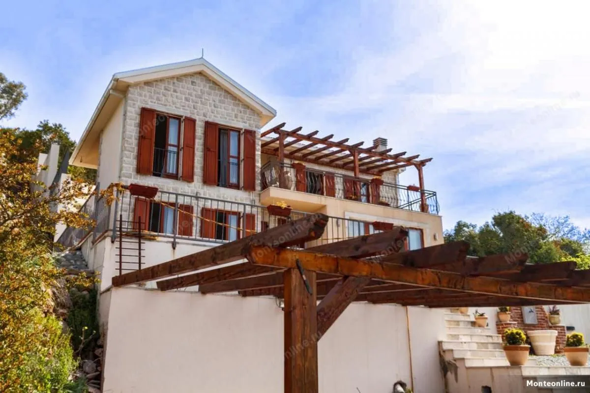 Sale, house, 220m², Zagora, Kotor