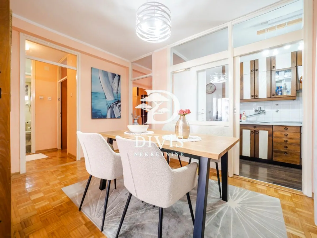 Prodaja, trosoban stan, 85m², Dorćol Sve Podlokacije, Beograd