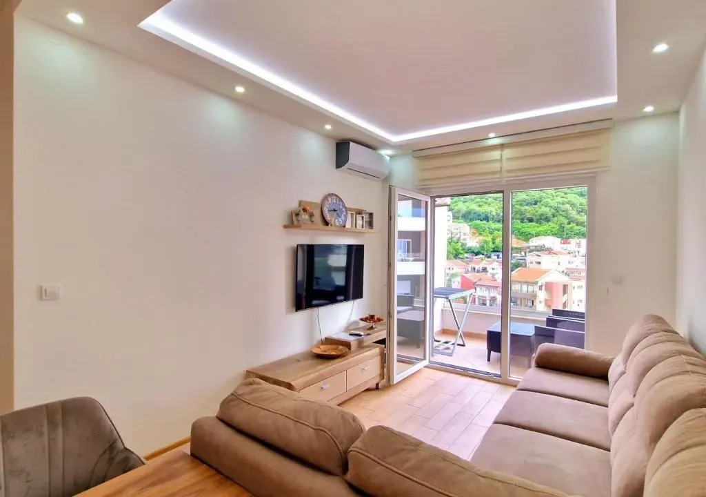 Rent, one bedroom apartment, 45m², Budva, Crna Gora