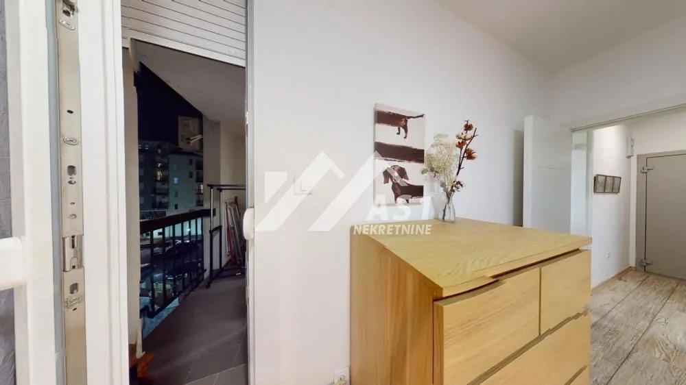 Izdavanje, jednosoban stan, 37m², Podbara, Novi Sad Sve Podlokacije