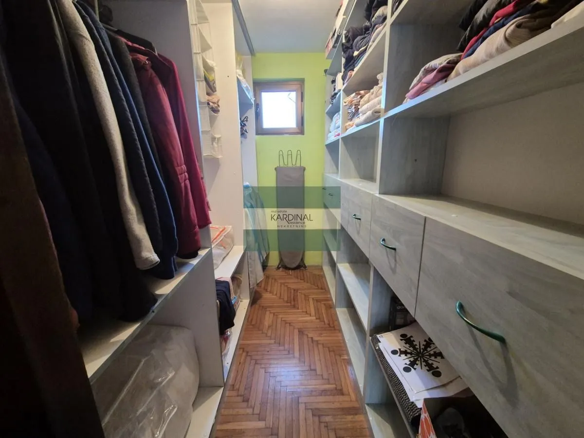 Prodaja, dvosoban stan, 54m², Centar, Ćuprija