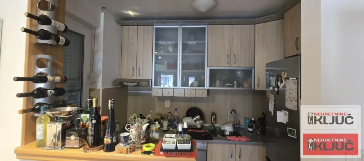 Prodaja, dvosoban stan, 50m², Nova Detelinara, Novi Sad Sve Podlokacije