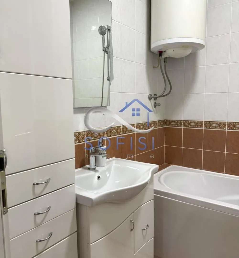 Izdavanje, dvosoban stan, 50m², Grbavica, Novi Sad Sve Podlokacije
