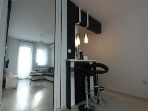 Rent, one bedroom apartment, 38m², Grbavica, Novi Sad Sve Podlokacije - image 6