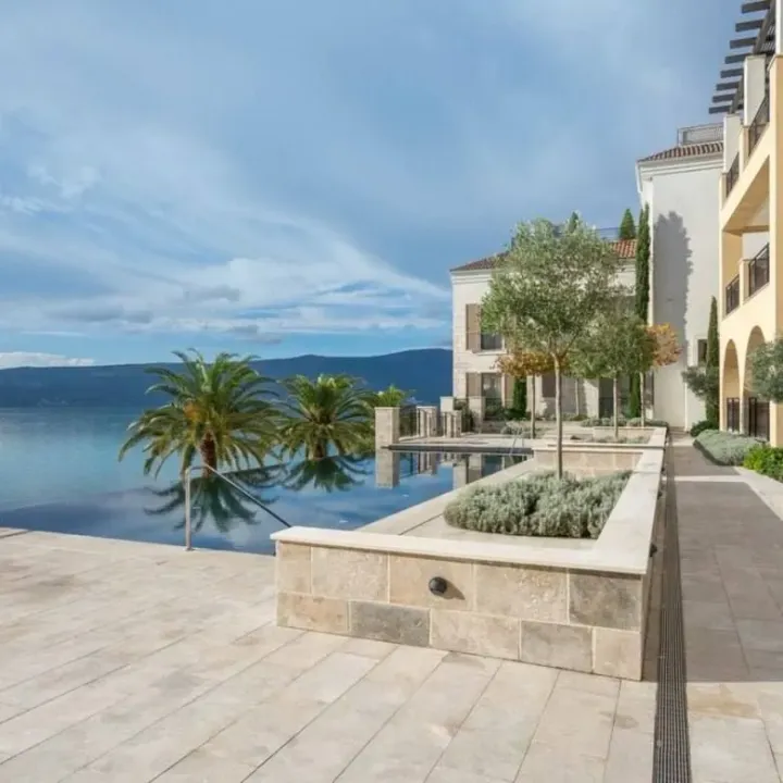 Prodaja, jednosoban stan, 77m², Porto Montenegro, Tivat
