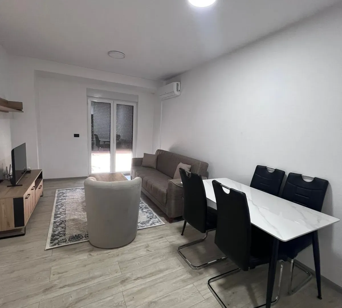 Rent, one bedroom apartment, 55m², Bjeliši, Bar