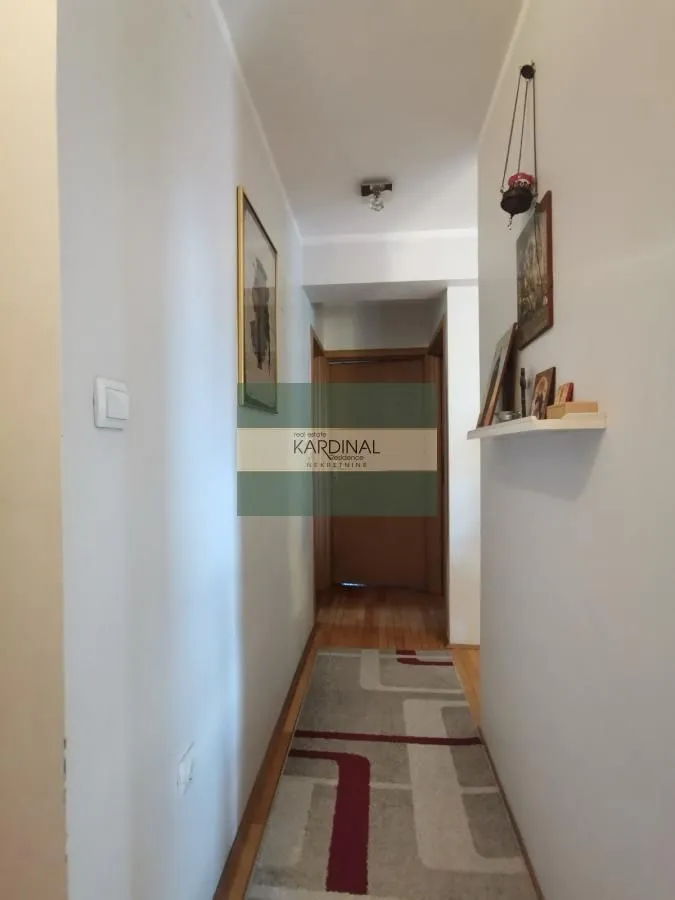 Prodaja, trosoban stan, 82m², Centar, Kragujevac