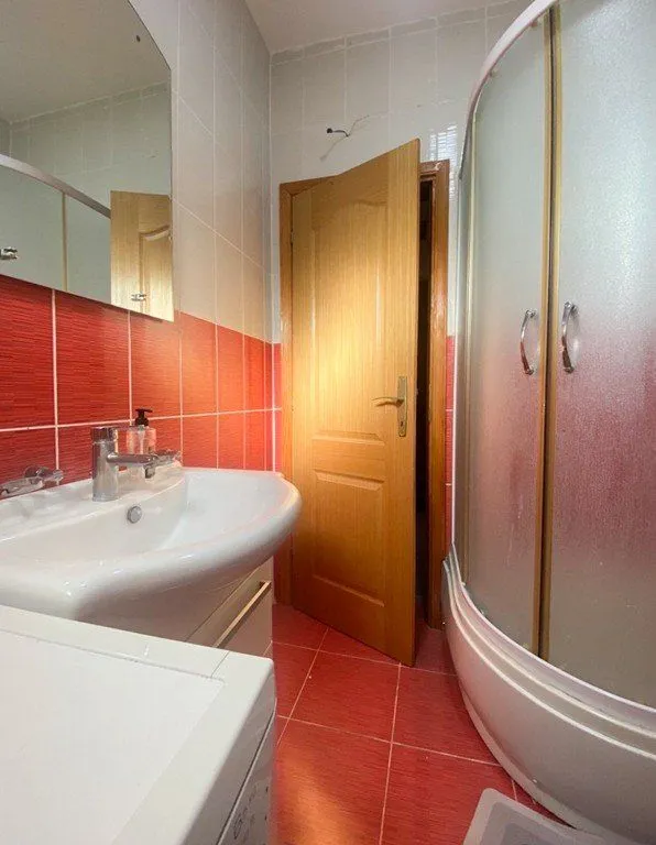 Izdavanje, dvosoban stan, 67m², Zagorič, Podgorica