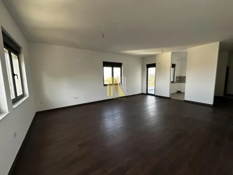 Sale, four bedroom apartment, 124m², Sremska Kamenica, Petrovaradin - image 3