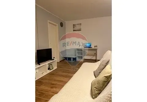 Izdavanje, dvosoban stan, 50m², Podgorica, Crna Gora - image 2