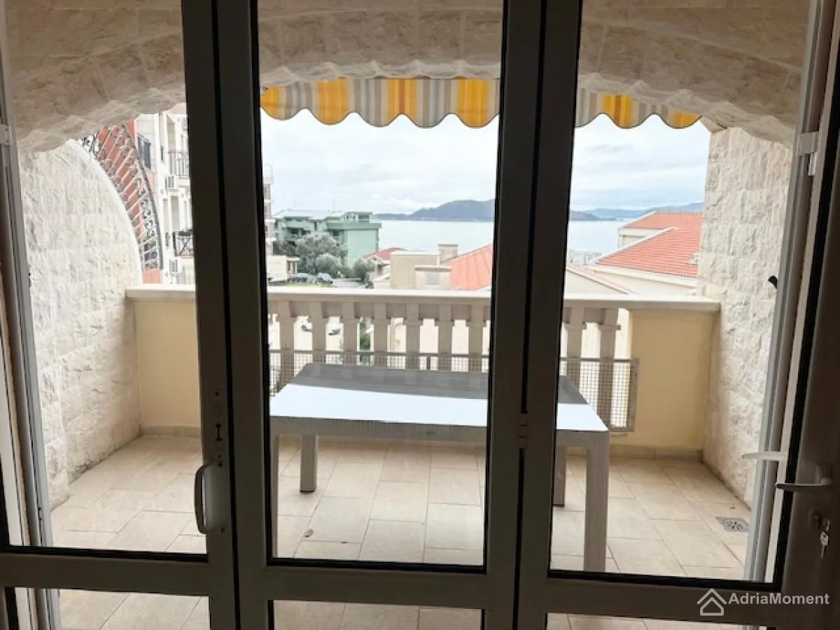 Sale, four bedroom apartment, 170m², Pržno, Budva