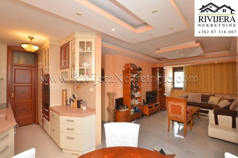 Prodaja, dvosoban stan, 77m², Igalo, Herceg Novi