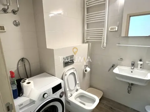 Izdavanje, jednosoban stan, 54m², City Kvart, Podgorica - image 5