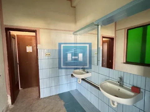 Rent, office space, 1320m², Supska, Ćuprija - image 11