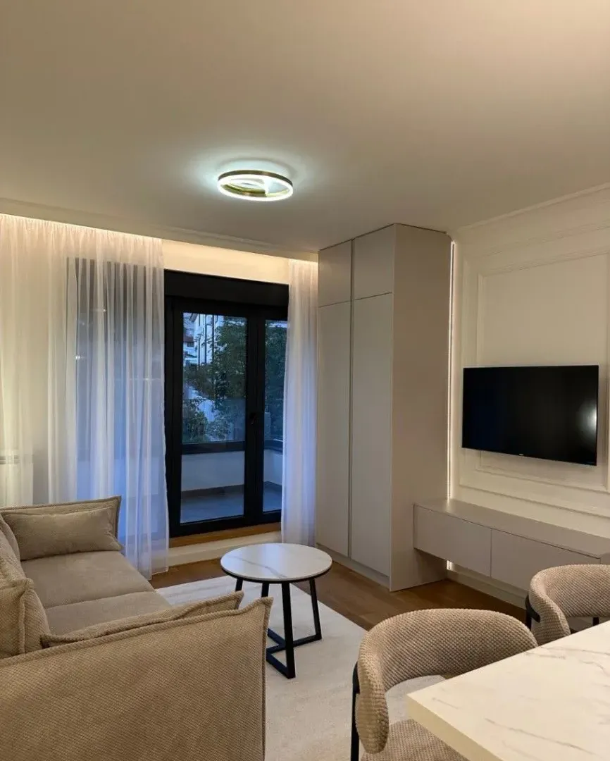 Sale, one bedroom apartment, 36m², Južni Bulevar, Vračar Sve Podlokacije