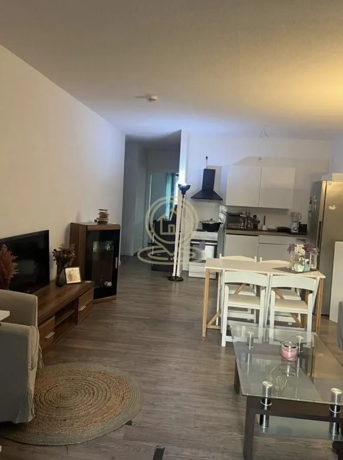 Prodaja, dvosoban stan, 45m², Centar, Kragujevac