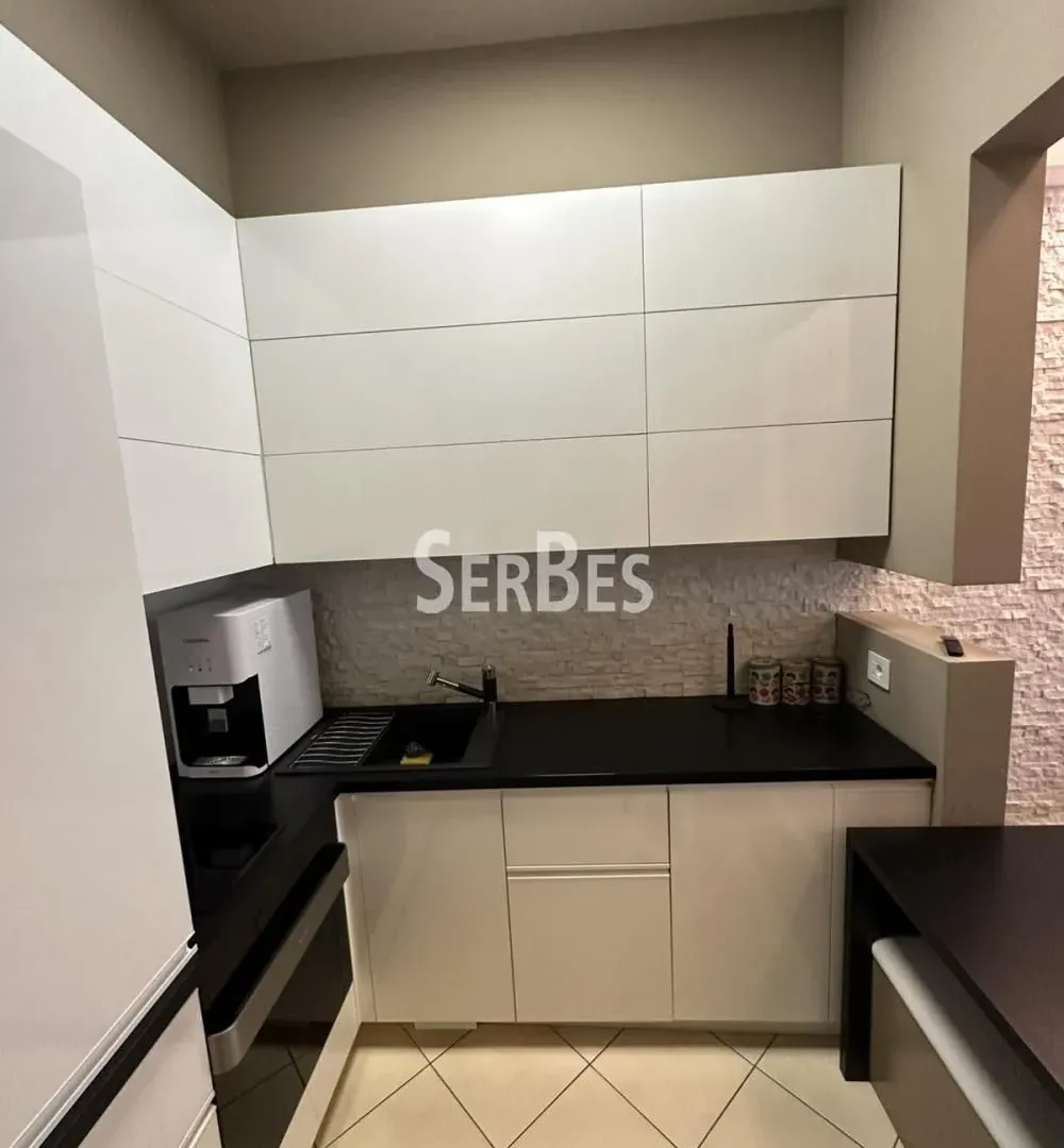 Izdavanje, dvosoban stan, 50m², Bulevar Oslobodjenja, Novi Sad Sve Podlokacije
