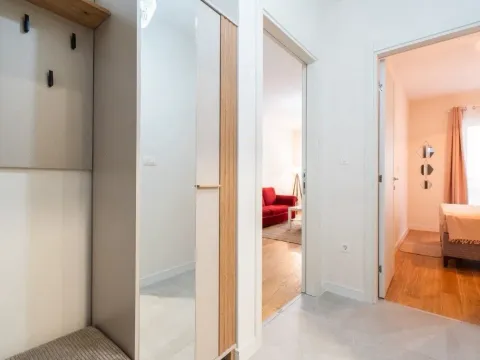 Izdavanje, stan, 45m², Central Point, Podgorica - image 3