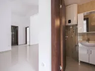 Prodaja, trosoban stan, 103m², Dobrota, Kotor - image 19