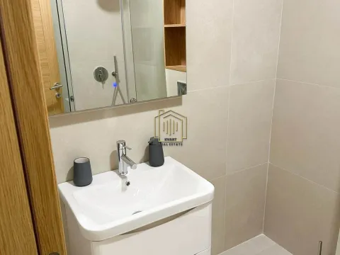 Izdavanje, jednosoban stan, 47m², City Kvart, Podgorica - image 3