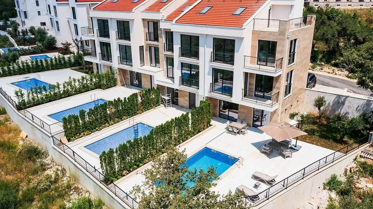 Sale, house, 220m², Reževići, Budva