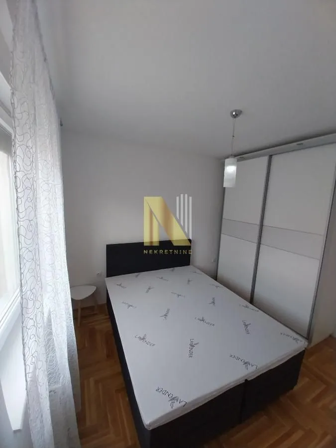 Izdavanje, četvorosoban stan, 70m², Podbara, Novi Sad Sve Podlokacije