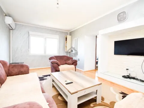 Prodaja, trosoban stan, 100m², Zabjelo, Podgorica - image 2