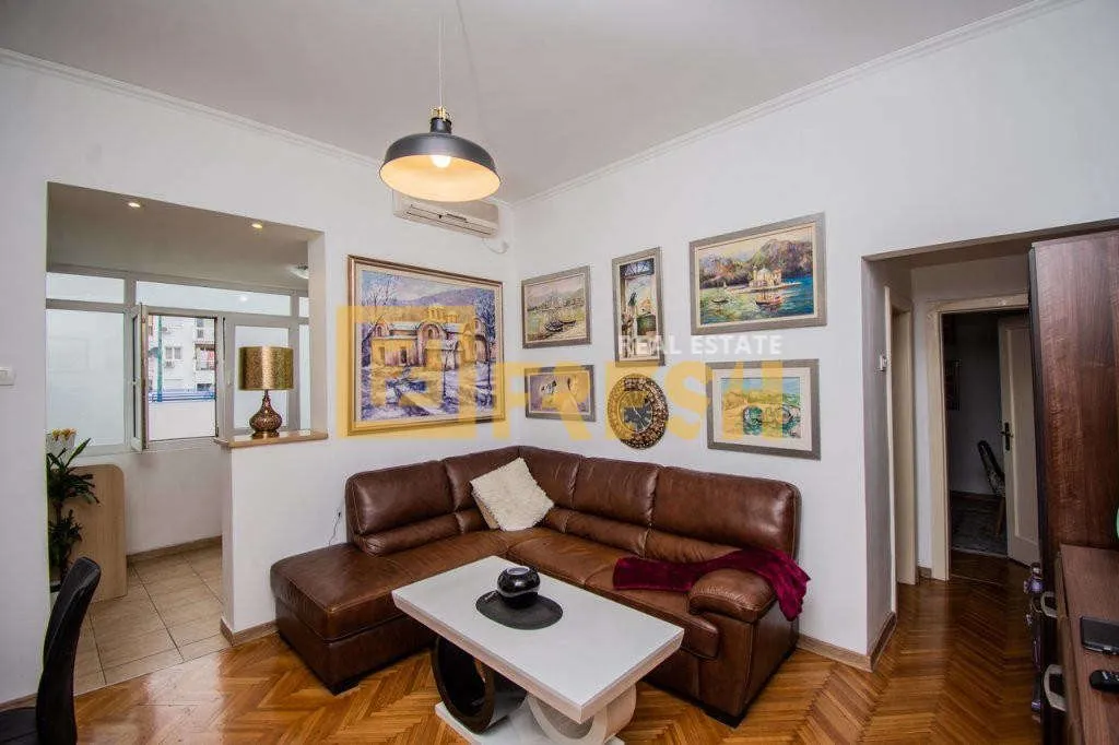 Rent, two bedroom apartment, 73m², Centar, Podgorica