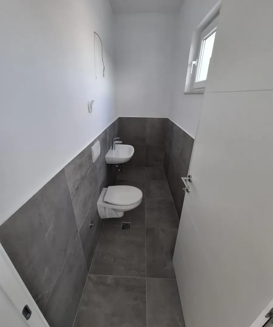 Prodaja, četvorosoban stan, 116m², Telep, Novi Sad Sve Podlokacije