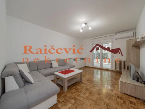 Izdavanje, trosoban stan, 84m², Bežanijska Kosa Sve Podlokacije, Beograd - image 2