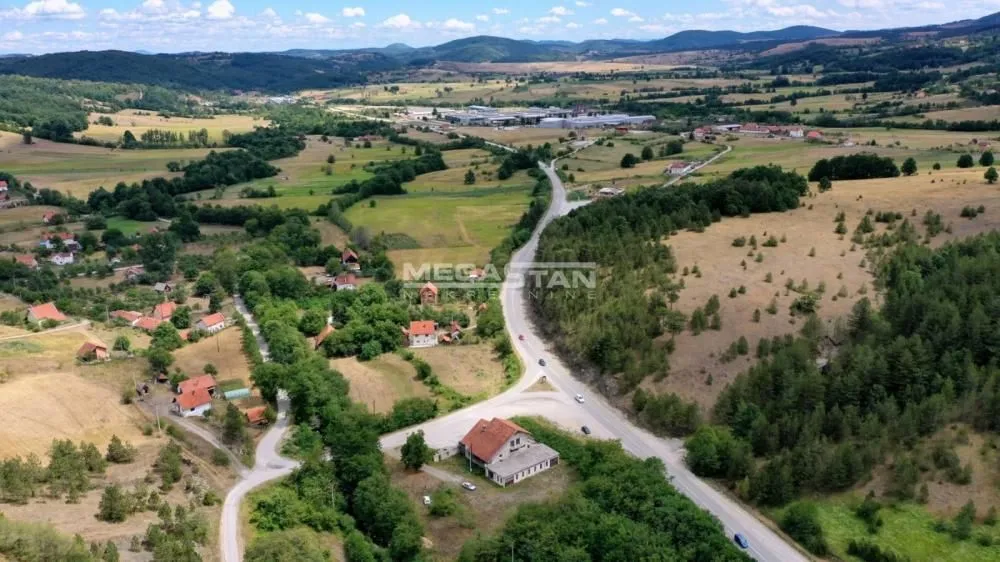 Prodaja, poslovni prostor, 1277m², Centar, Čajetina