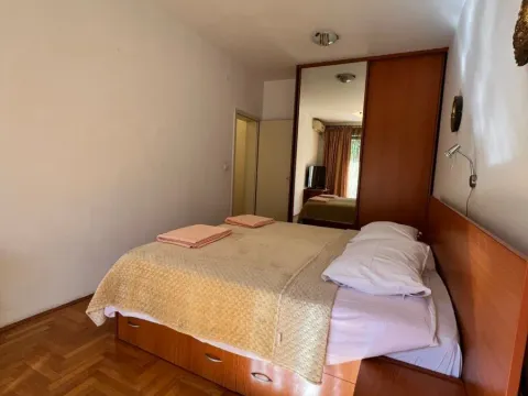 Rent, two bedroom apartment, 75m², Preko Morače, Podgorica - image 9