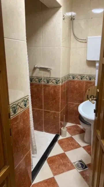 Izdavanje, trosoban stan, 114m², Momišići, Podgorica