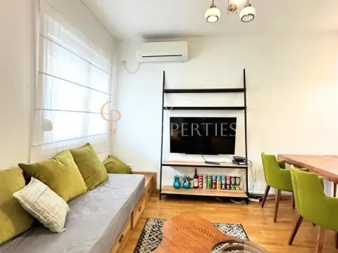 Izdavanje, stan, 52m², City Kvart, Podgorica - image 1