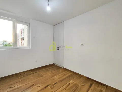 Prodaja, jednosoban stan, 37m², Blok 5, Podgorica - image 7
