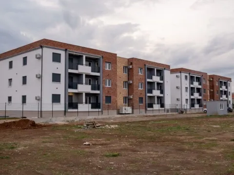 Sale, one bedroom apartment, 46m², Podgorica, Crna Gora - image 13