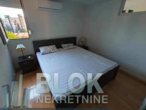 Rent, three bedroom apartment, 90m², Blok 5, Podgorica - image 22