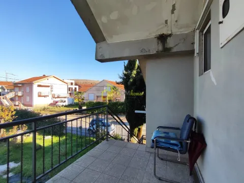 Prodaja, kuća, 250m², Tološi, Podgorica - image 3