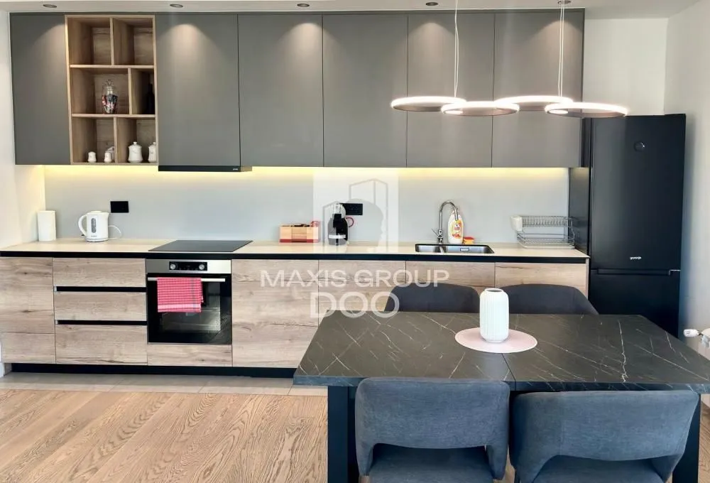 Rent, three bedroom apartment, 91m², Savski Venac, Beograd