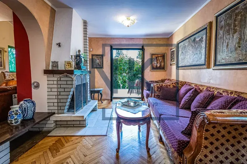 Prodaja, kuća, 280m², Ibričevina, Podgorica