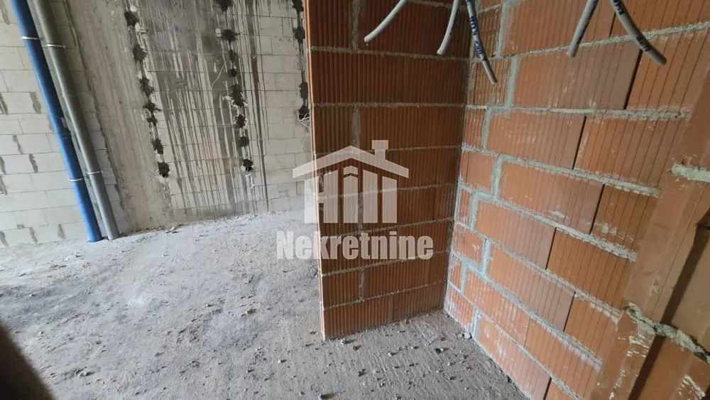 Prodaja, dvosoban stan, 59m², Karaburma, Palilula Sve Podlokacije