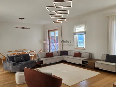 Izdavanje, četvorosoban stan, 240m², Porto Montenegro, Tivat - image 26