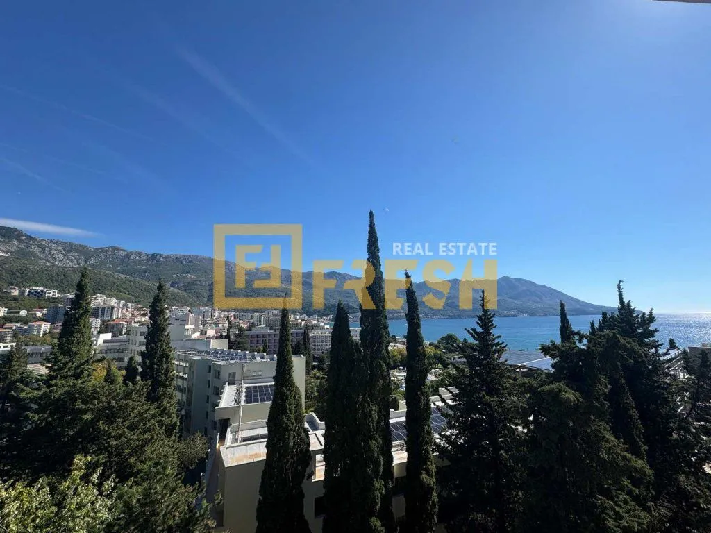 Rent, three bedroom apartment, 115m², Budva, Crna Gora