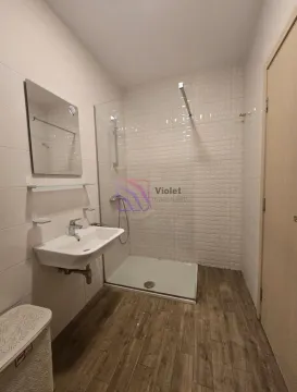 Izdavanje, dvosoban stan, 70m², City Kvart, Podgorica - image 12