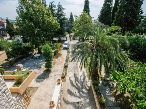 Sale, house, 330m², Masline, Podgorica - image 19