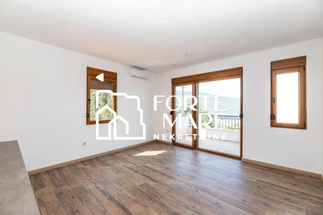 Prodaja, jednosoban stan, 43m², Kumbor, Herceg Novi