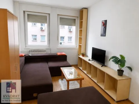 Prodaja, garsonjera, 22m², Centar, Novi Sad - image 1