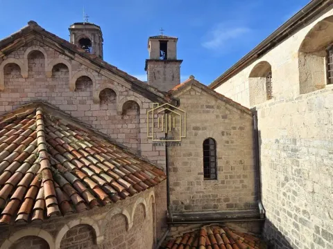 Prodaja, trosoban stan, 72m², Stari Grad Kotor, Kotor - image 6