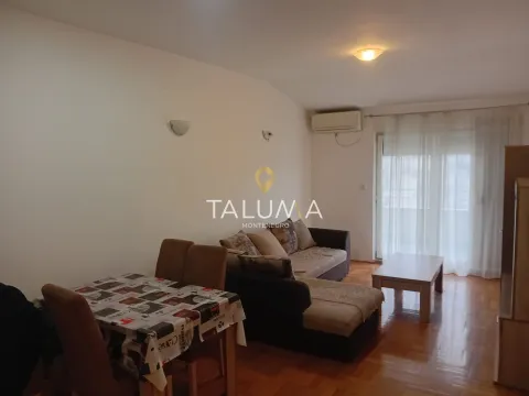 Prodaja, dvosoban stan, 70m², Stari Aerodrom, Podgorica - image 5